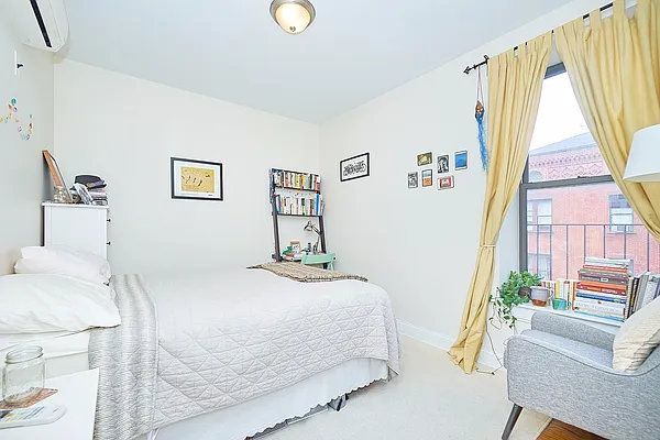 Rented by Keller Williams NYC | media 25