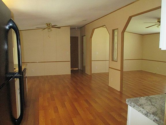 2nd image of 16653 Cordoba St