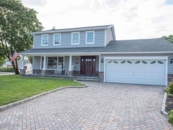 184 Dorothy Road, West Islip, NY 11795