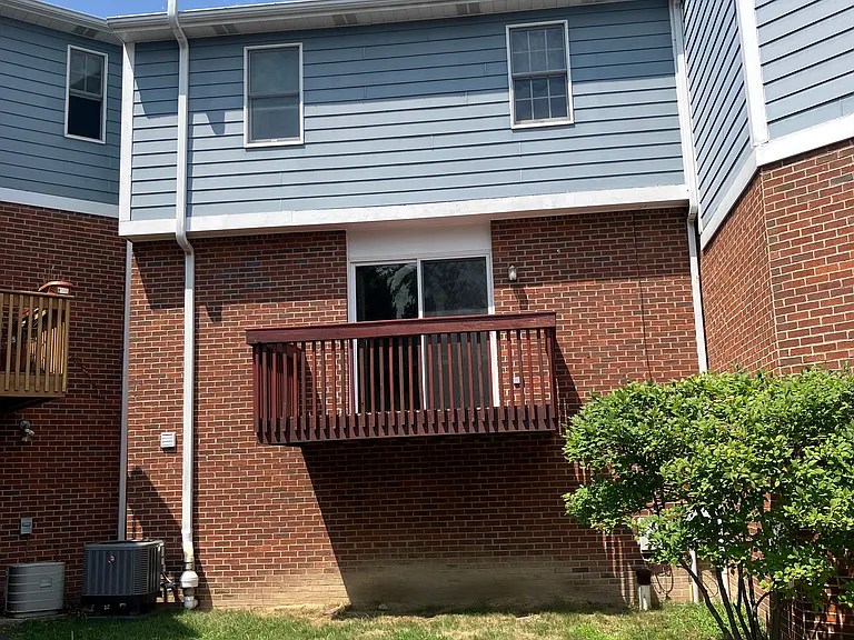 77 Hennig Dr — Photo 12