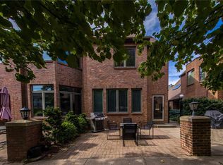 22 Grove St, Rochester, NY 14605