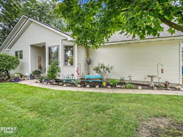 9359 Jamie Dr, Davison, MI 48423