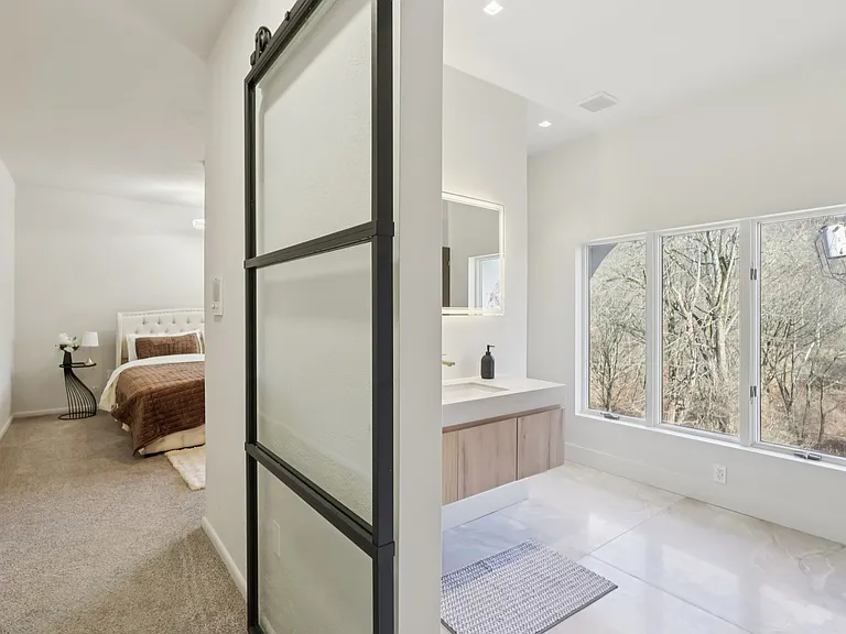 1397 Glencoe Ave — Photo 44