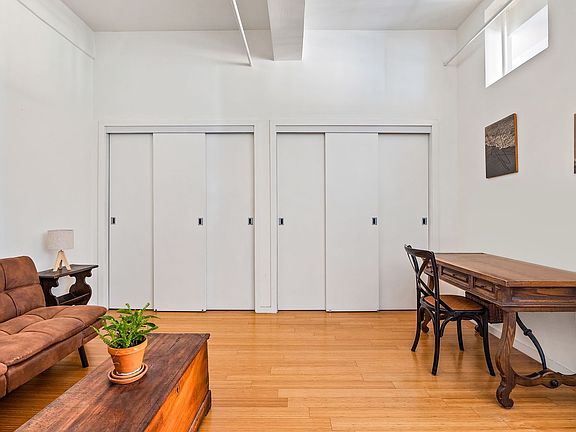 5th image of 365 Bridge St APT 6D