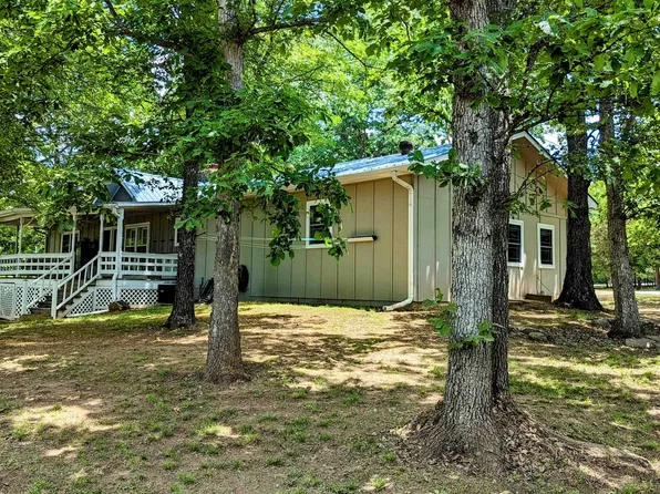 2101 E Tri Lakes Dr, Horseshoe Bend, AR 72512