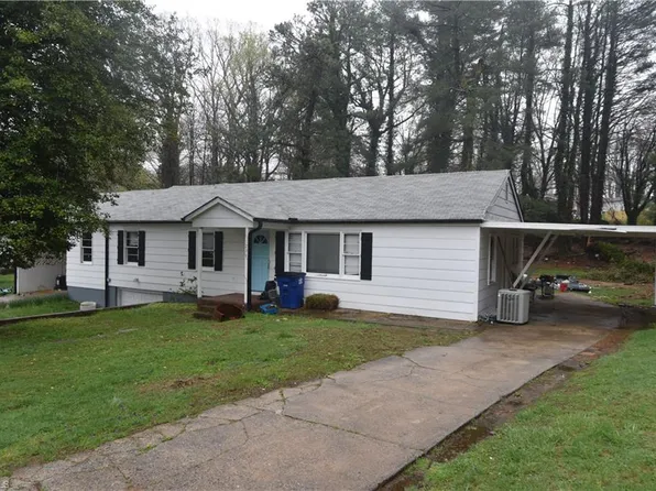 1231 Ada Ave, Winston Salem, NC 27105