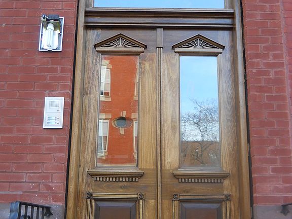 4th image of 1824 W Diamond St
