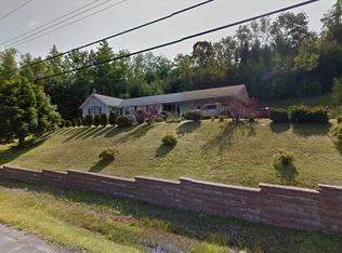 3433 Glover St, Glover, VT 05839