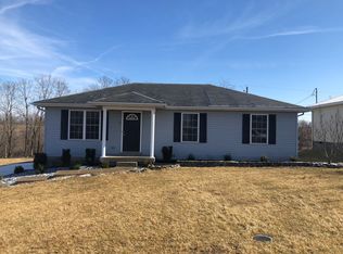 50 Lakeview Cir, Campbellsburg, KY 40011