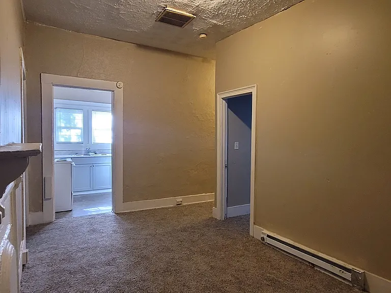 3943 Blossfield Ave — Photo 12