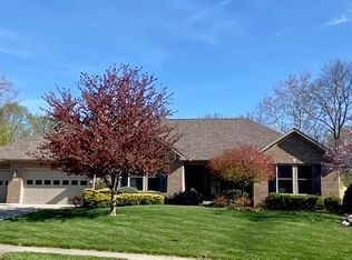 210 W Stoney Trl, Greenfield, IN