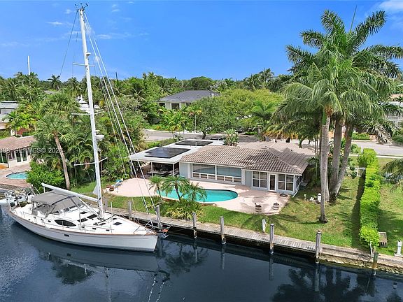 5th image of 1312 Tangelo Isle