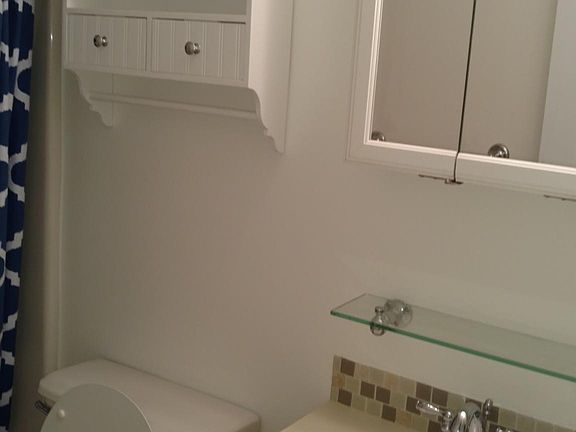 2nd image of 5 Roedean Dr APT 208