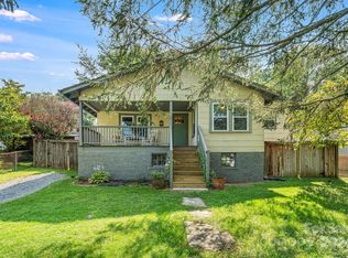 80 School Rd E, Asheville, NC 28803