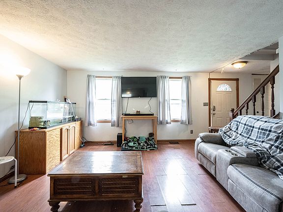 4th image of 11404 Whistler Dr