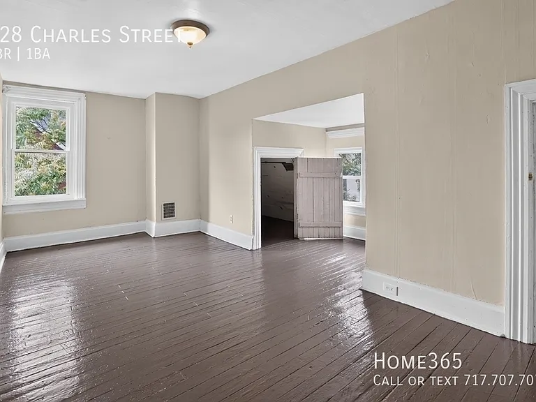 128 Charles St — Photo 17
