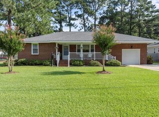 908 Norfleet Rd, Virginia Beach, VA 23464