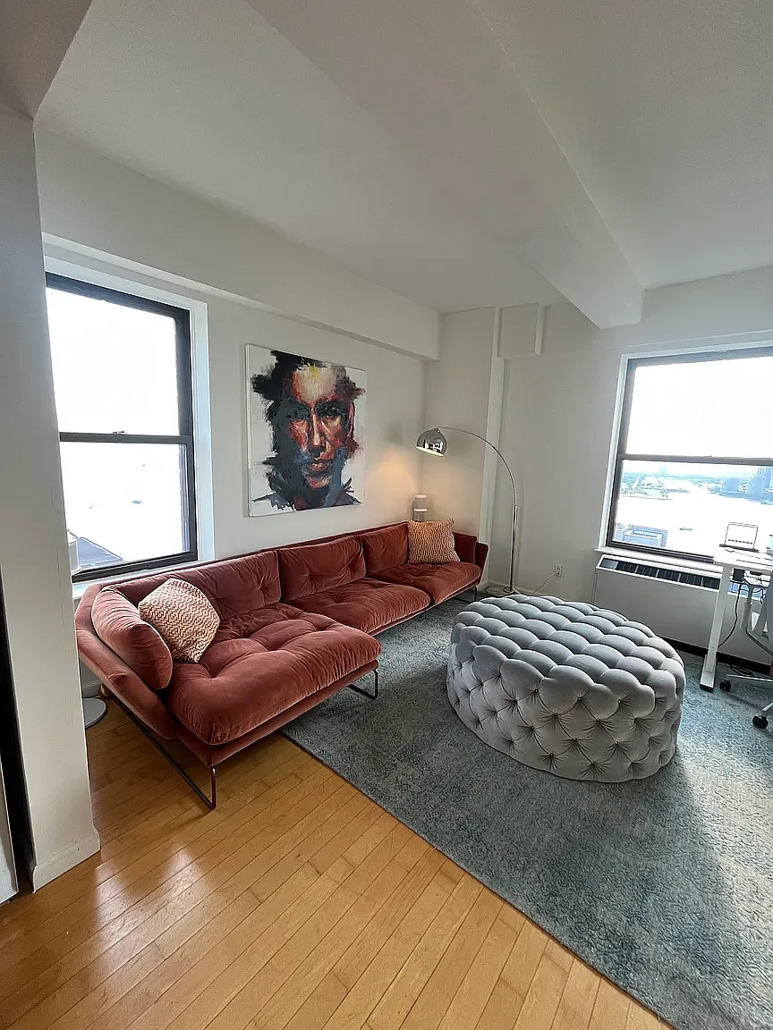 20 West Street — Photo 1