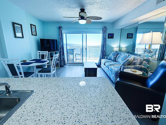 5th image of 561 E Beach Blvd Unit 907