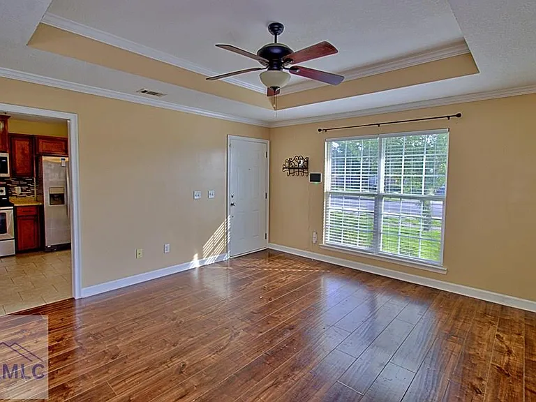 119 Grandview Dr — Photo 4