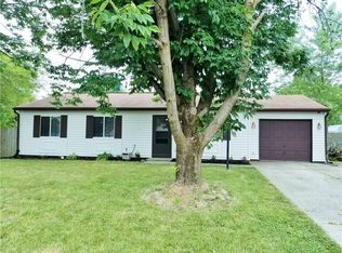 60 Oakden Ct, New Whiteland, IN 46184
