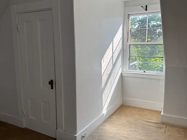 683 State St #3 — Photo 6
