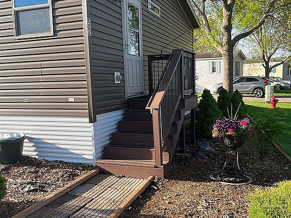 5th image of 52 Shannon Dr