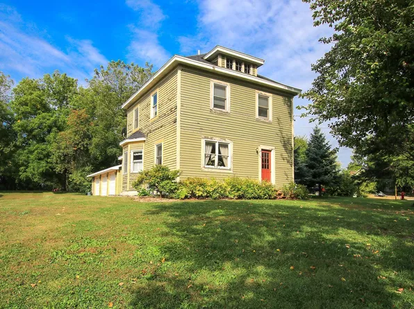 91 7th St, Dassel, MN 55325