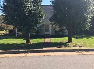 1468 Daniels Creek Rd, Collinsville, VA 24078