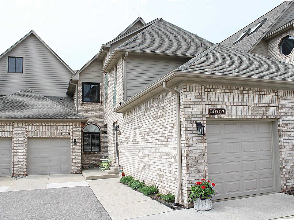 1st image of 50707 Harbour View Dr N