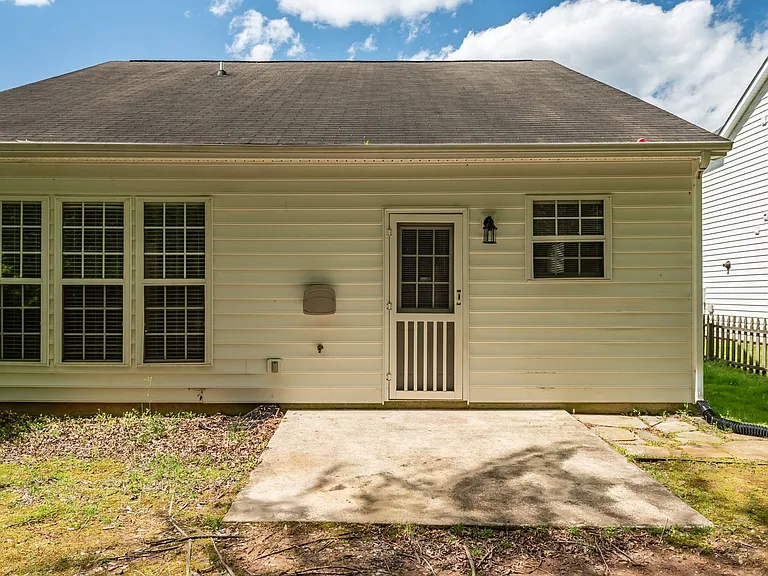 2225 Gablefield Ln — Photo 19