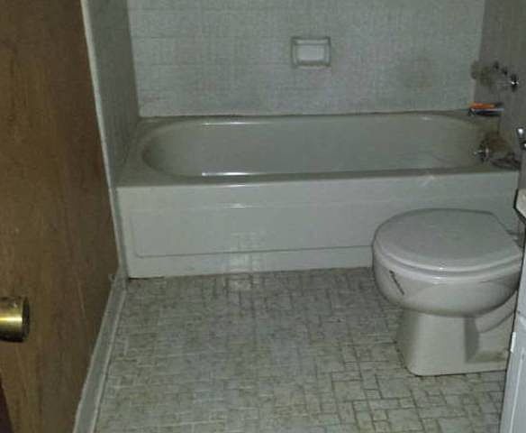 1st image of 2345 Forest Park Dr