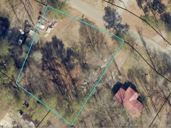 94 Valley Trl SE, Acworth, GA 30101