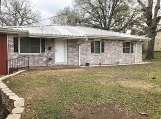 708 Maple St, Teague, TX 75860