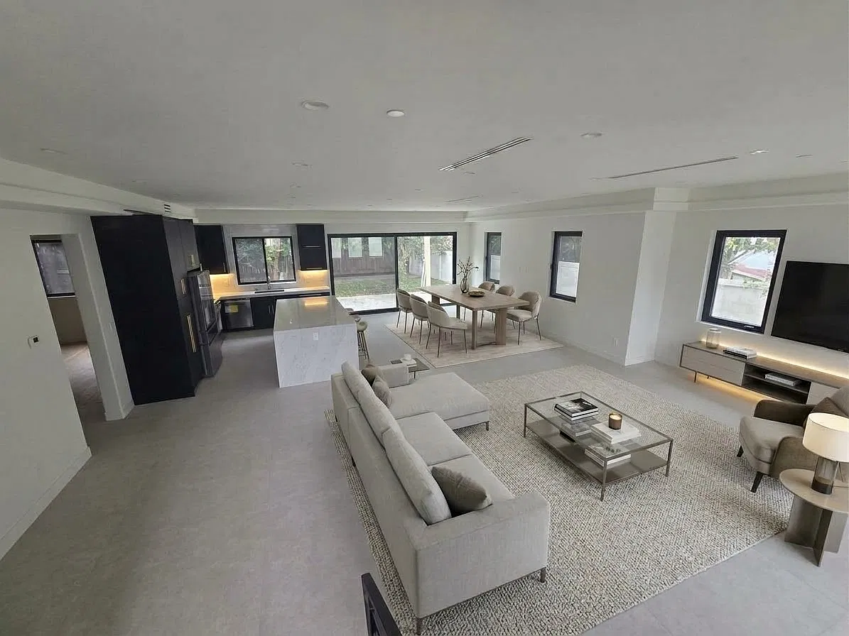 5 bed, 2836 sqft, $8,000 — Photo 4
