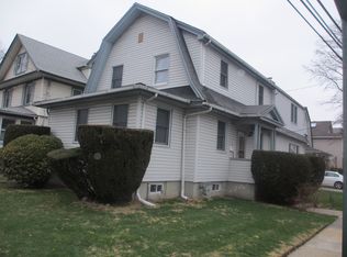 26 Plainfield Ave, Floral Park, NY 11001