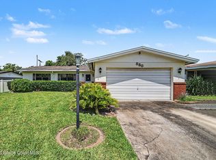 830 Hillcrest Ave, Titusville, FL 32796