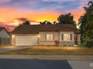 8315 Olive Grove Ct, Bakersfield, CA 93312