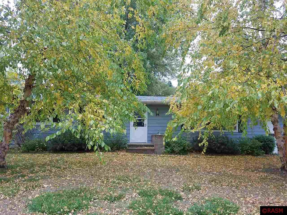 1st image of 25 Catherine Ln