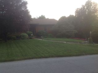 920 Debra Dr, Hummelstown, PA 17036