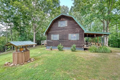 4th image of 1026 Laurel Branch Rd