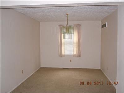 3rd image of 9449 Loralinda Dr