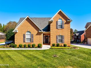 12611 Weatherstone Dr, Knoxville, TN 37922