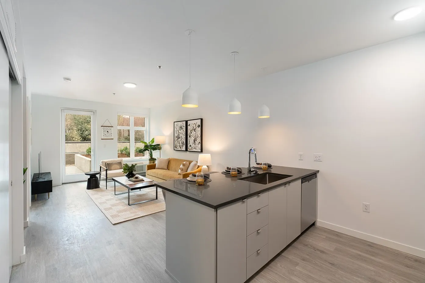 Henley Place — Photo 2