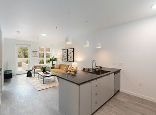 Henley Place, Portland, OR 97222