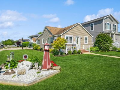 203 E Shore Road, Lindenhurst, NY, 11757