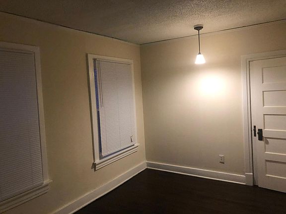 5th image of 3827 Central St APT 1S