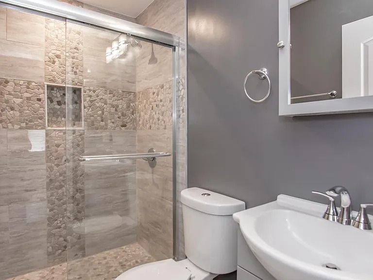 119 S Conkling St — Photo 16
