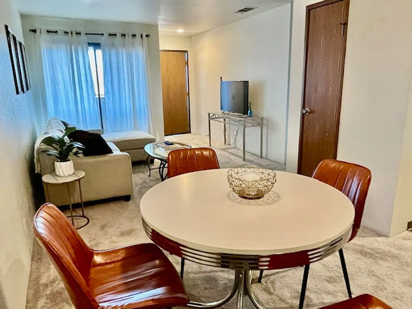 Palm Springs Villas#2, furnished,long term — Photo 4
