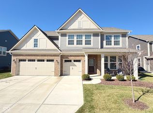 9690 Highview Ln, McCordsville, IN